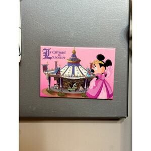 Disneyland Paris Minnie Mouse Carrousel de Lancelot Fridge Magnet